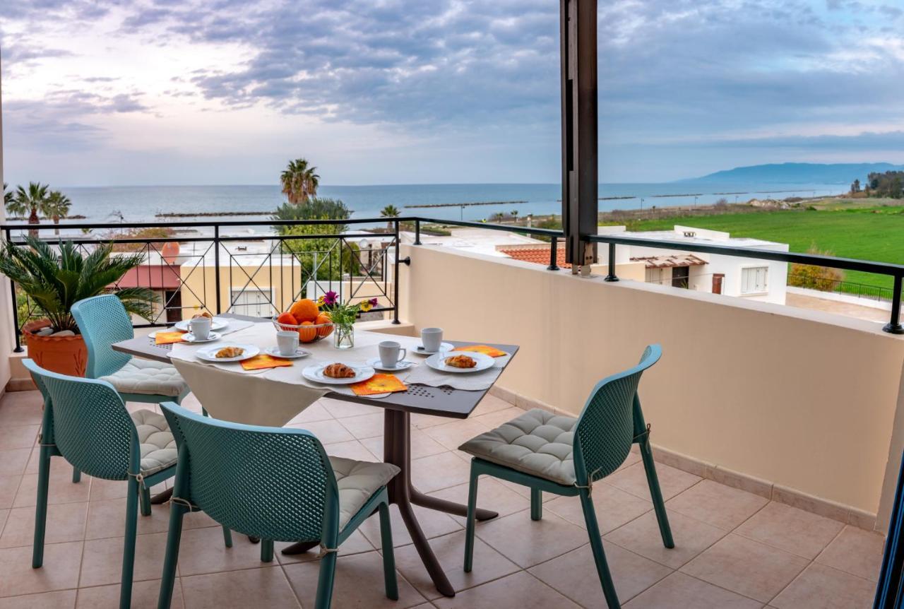 Penthouse Direkt Am Meer Polis Exterior foto